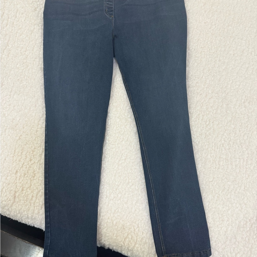 2 pairs of Tru Luxe Jeans Dark Blue Straight Leg and Faded Black Size Large